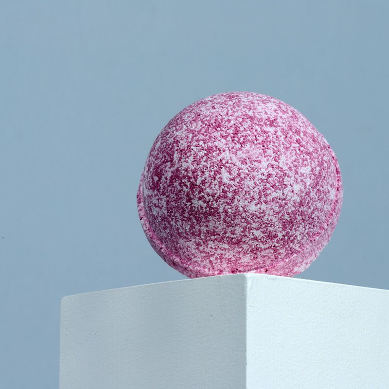 Strawberry Pavlova Bath Bombs