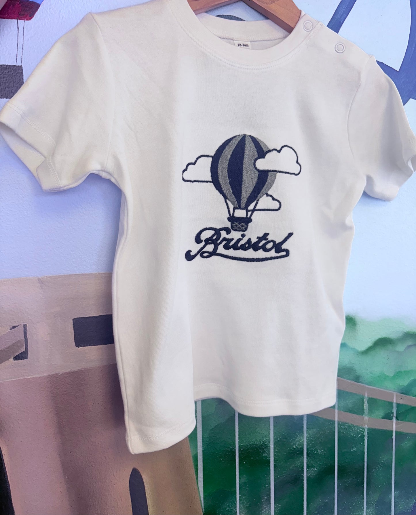 Iconic Bristol Hot Air Balloon Children’s T-Shirt