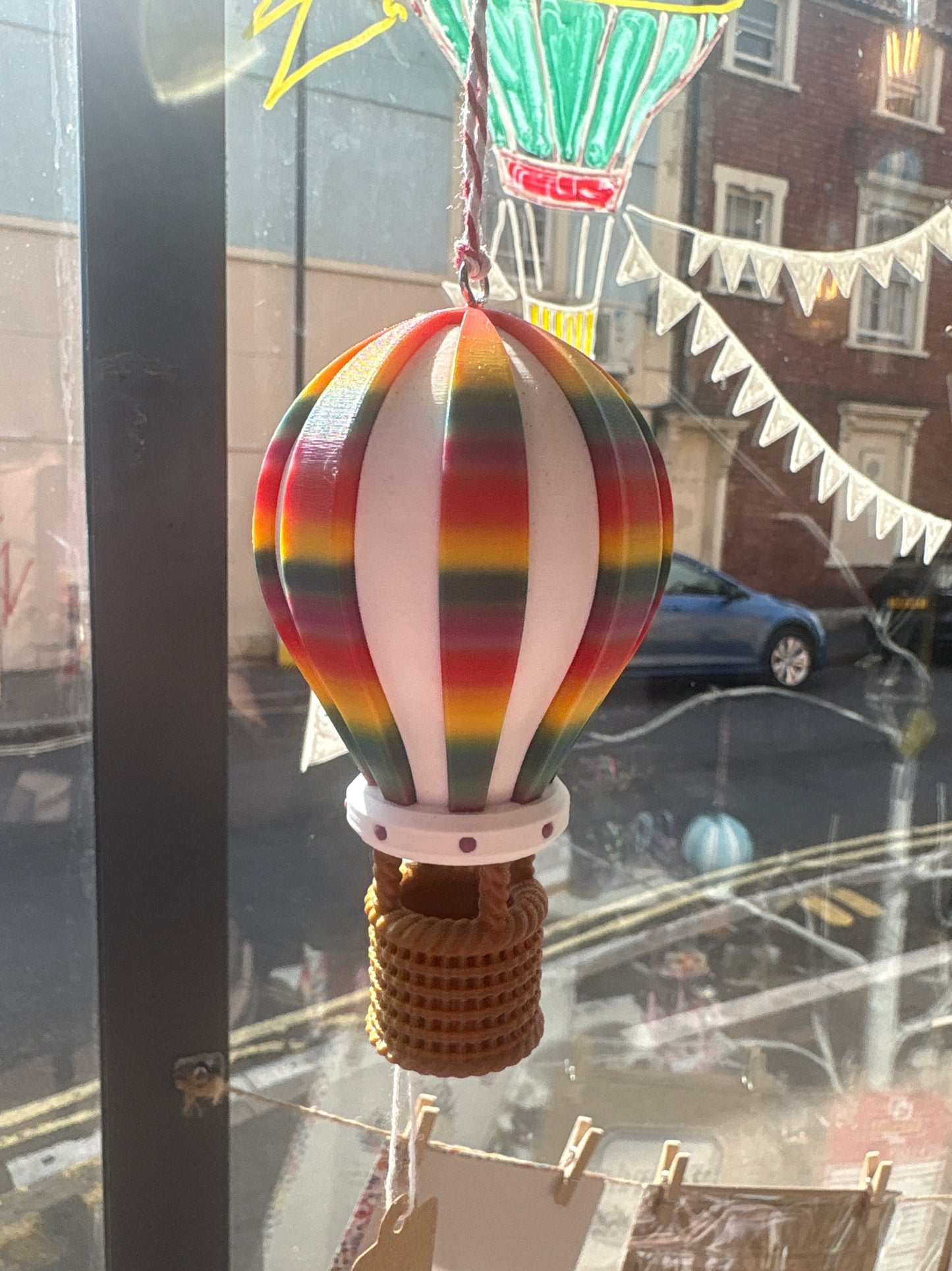 3D Printed Hot Air Balloon Decoration (11cm) | Colourful Hanging or Freestanding Balloon Ornament | Unique Gift UK