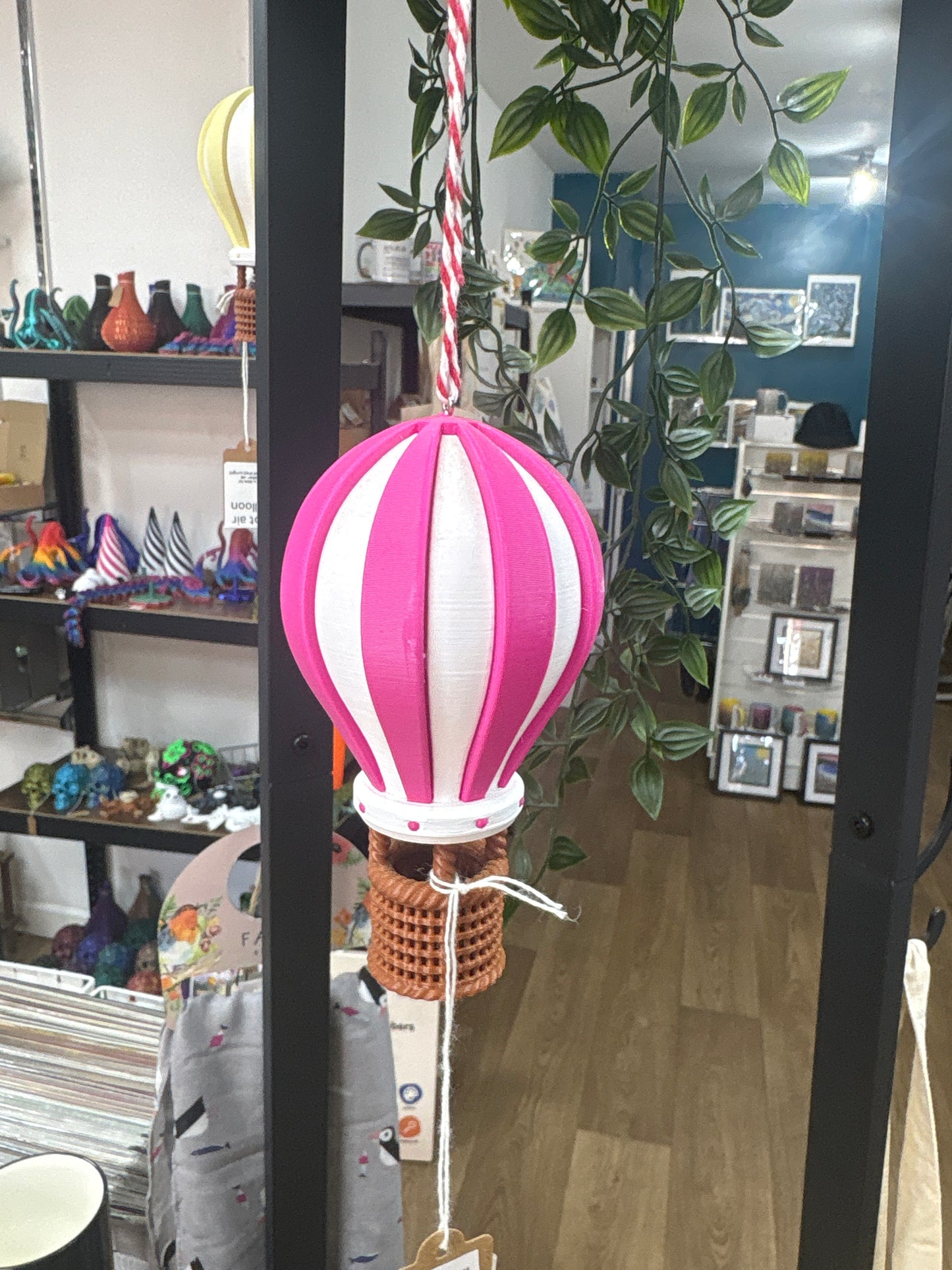 3D Printed Hot Air Balloon Decoration (11cm) | Colourful Hanging or Freestanding Balloon Ornament | Unique Gift UK