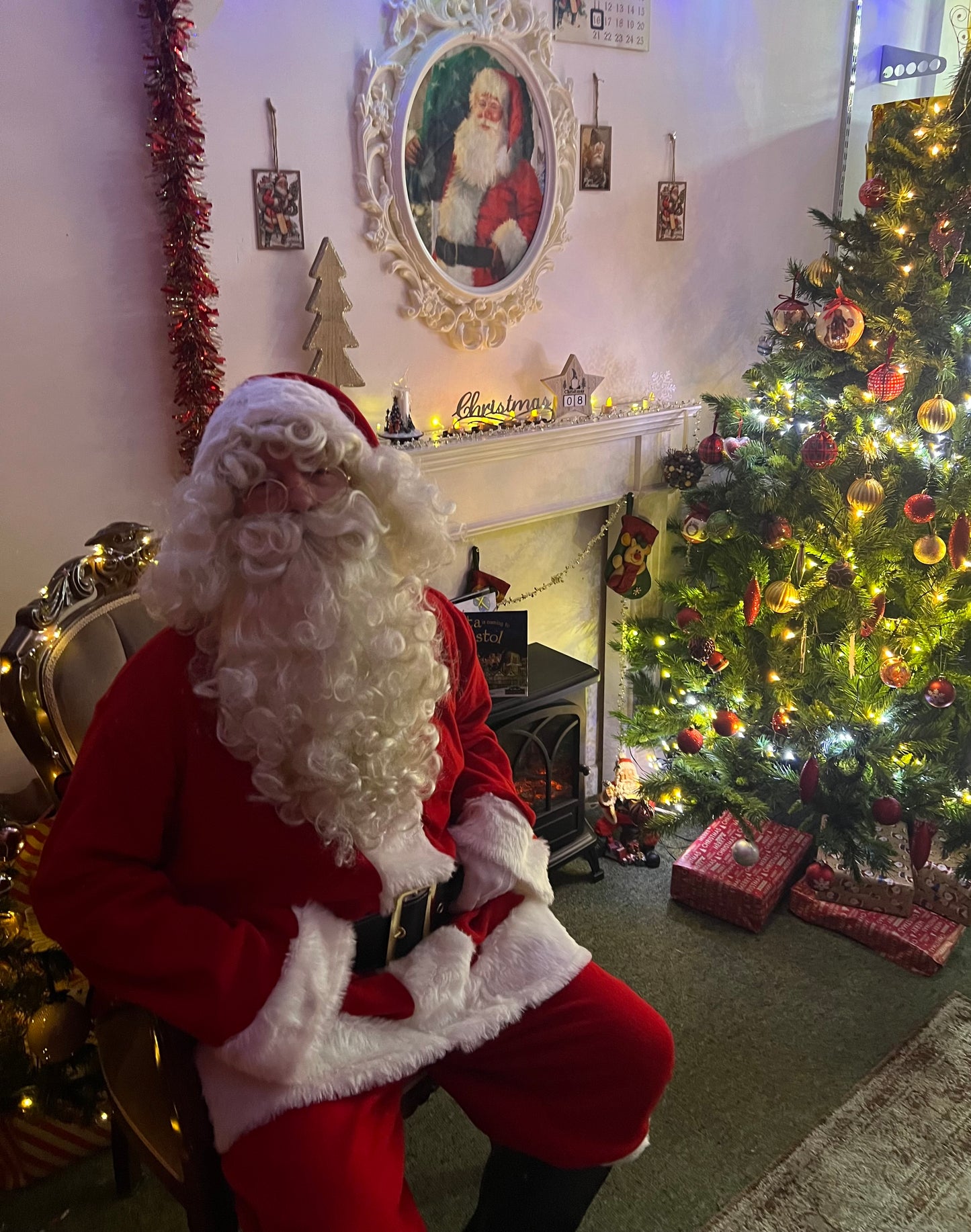 Santa’s Grotto Sunday 7th December
