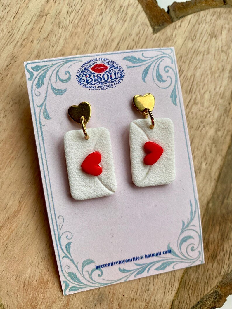 Bisou heart envelope earrings