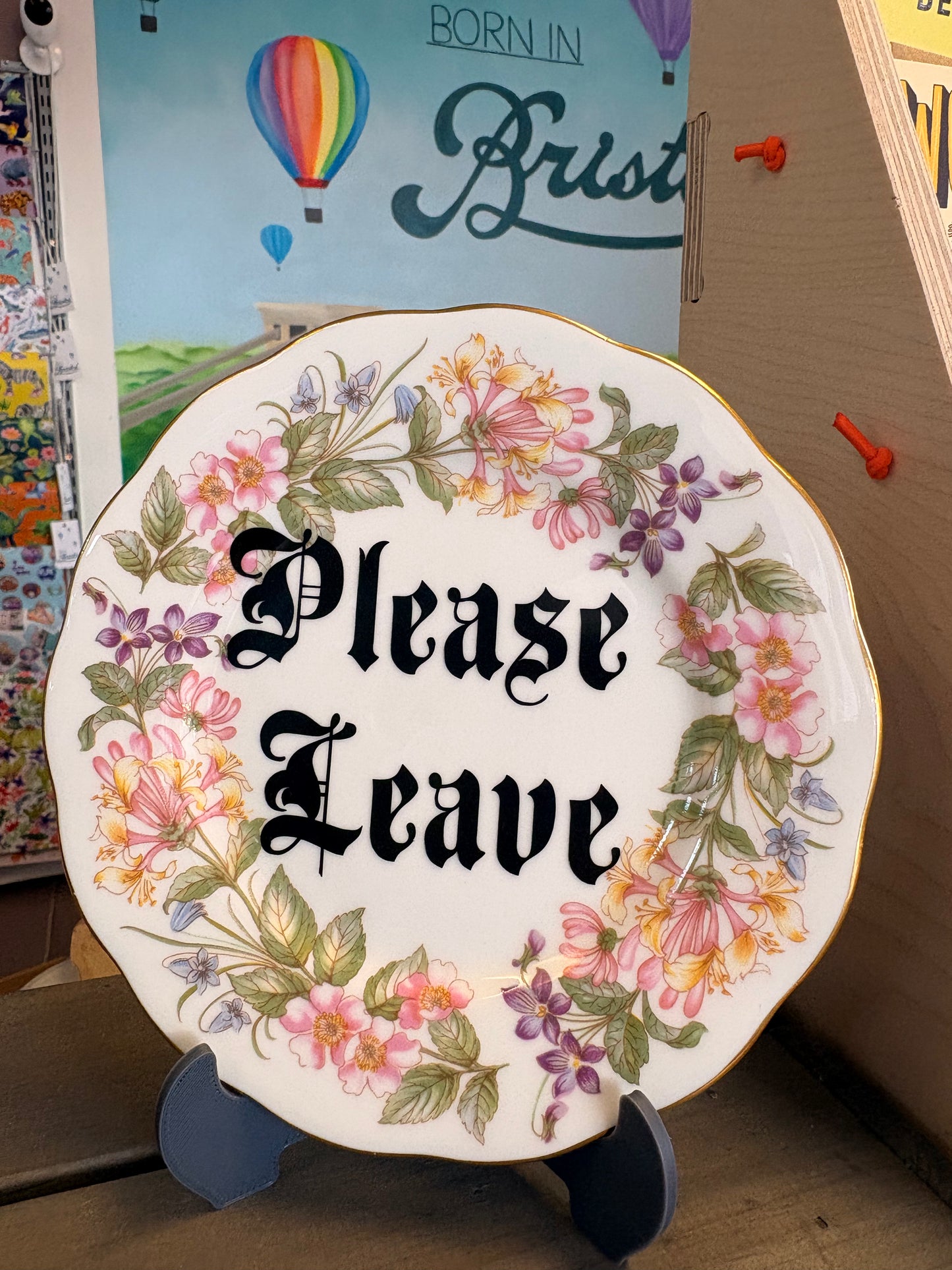 Vintage Vulgar Emporium Please Leave