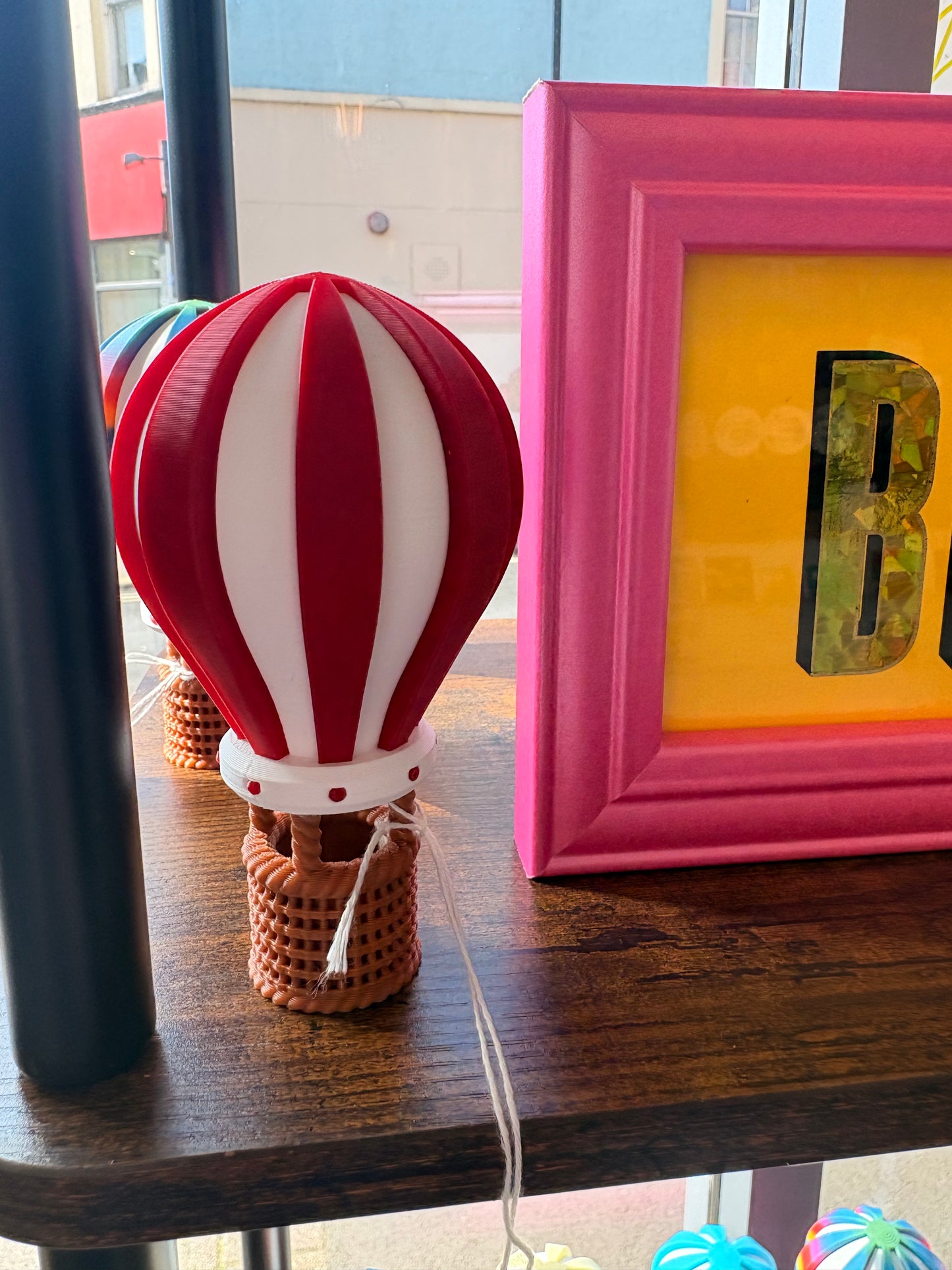 3D Printed Hot Air Balloon Decoration (11cm) | Colourful Hanging or Freestanding Balloon Ornament | Unique Gift UK